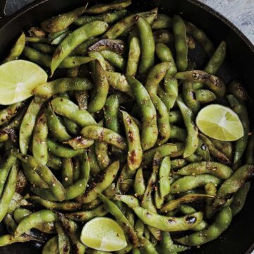 unshelled edamame with soy sauce