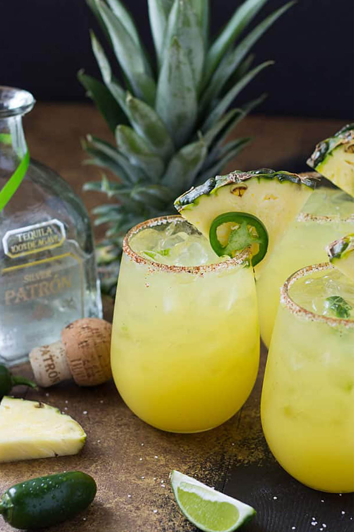 What To Mix With Patrón Tequila (35+ Cocktail Recipes & Mixer Ideas ...