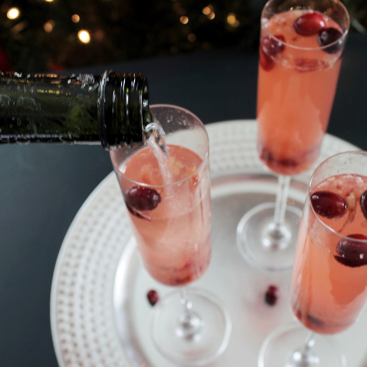 Hibiscus Tequila and Sprite Cocktail (4 Ingredients) Homebody Eats