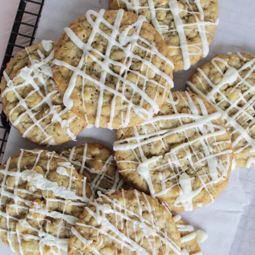 macadamia nut cookies drizzled with white chocolate.