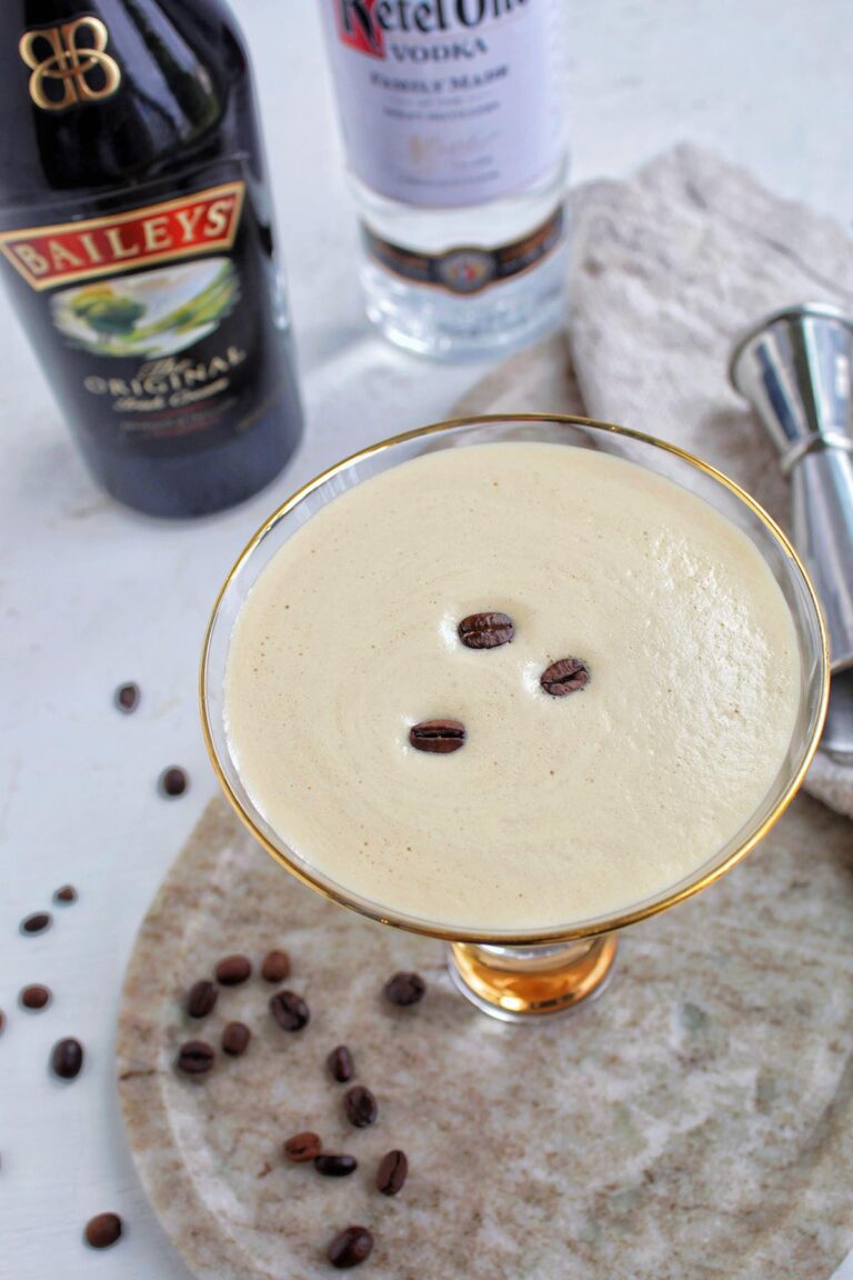 Baileys Espresso Martini (4 Ingredients) Homebody Eats