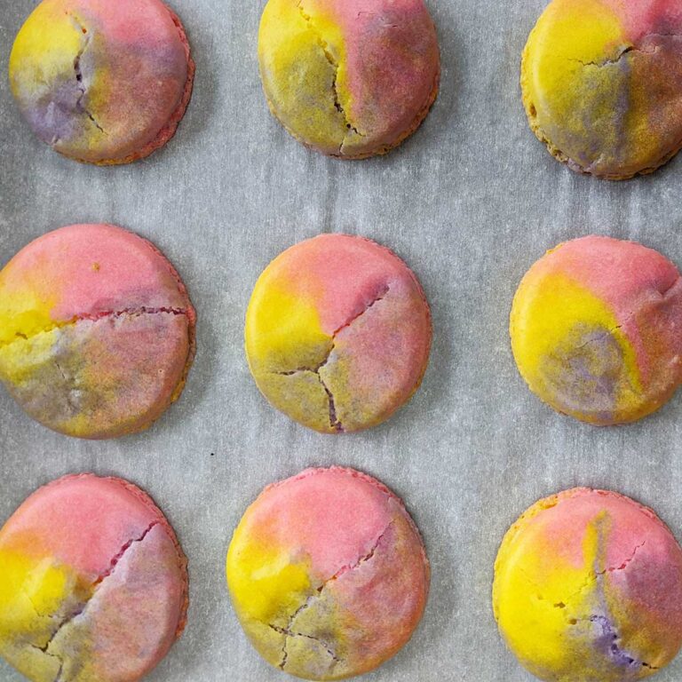 How To Fix Macaron Feet (No Feet, Small, Spread, or Ruffled) Homebody