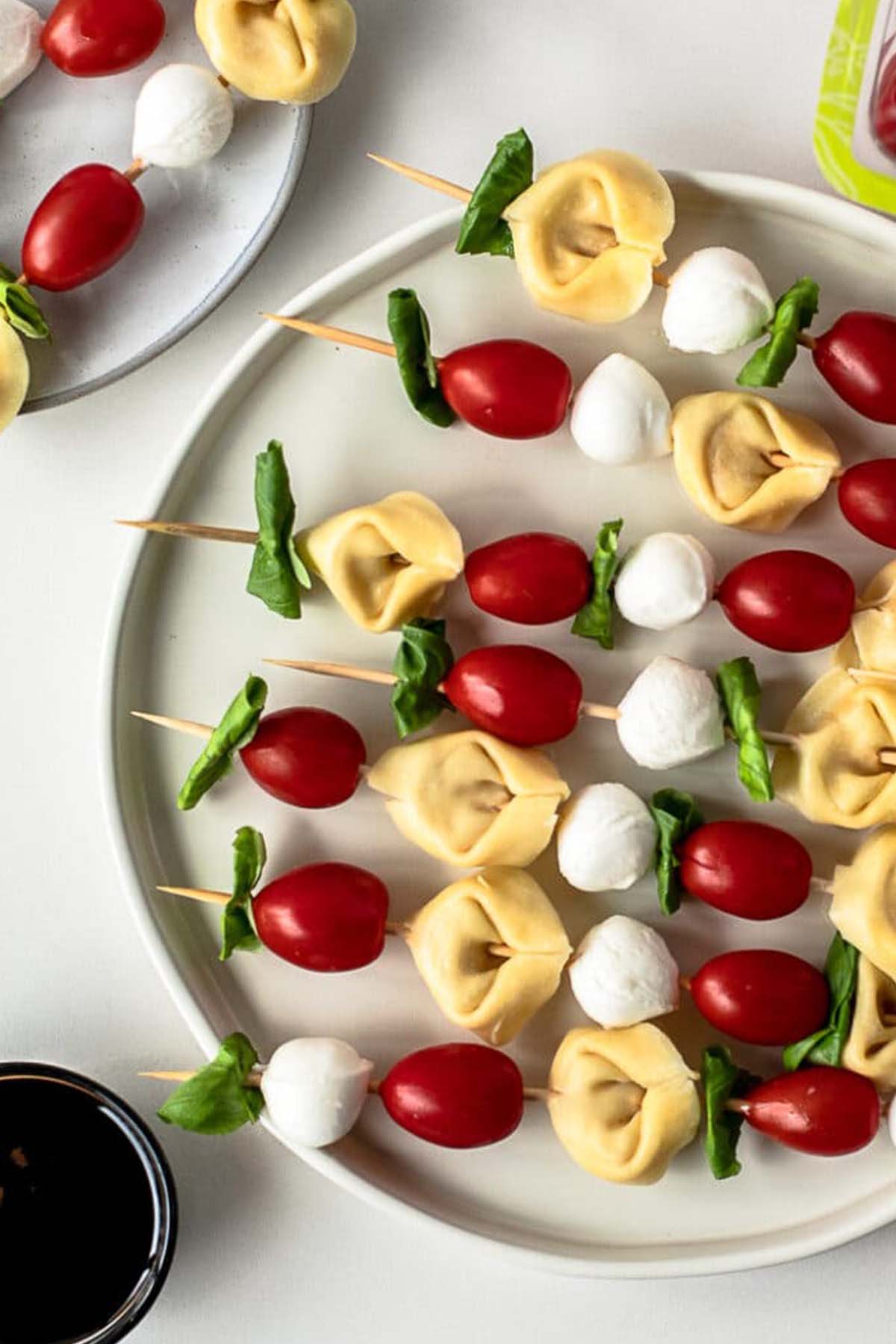 tortellini cheese skewers with mozzarella and tomatoes.