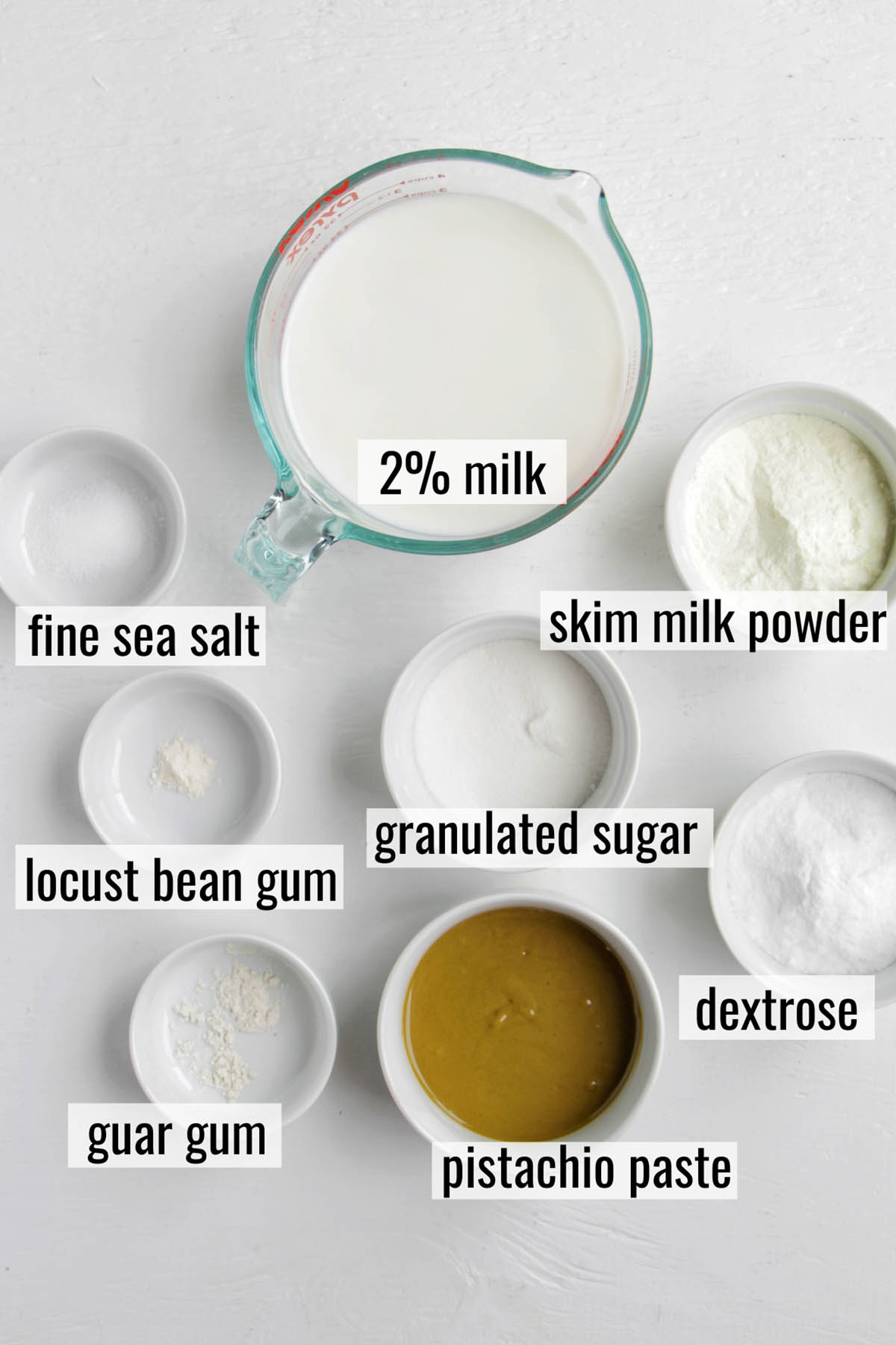 pistachio gelato ingredients with labels.