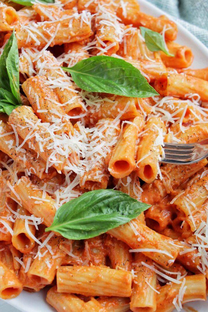 Spicy Calabrian Chili Vodka Pasta - Homebody Eats