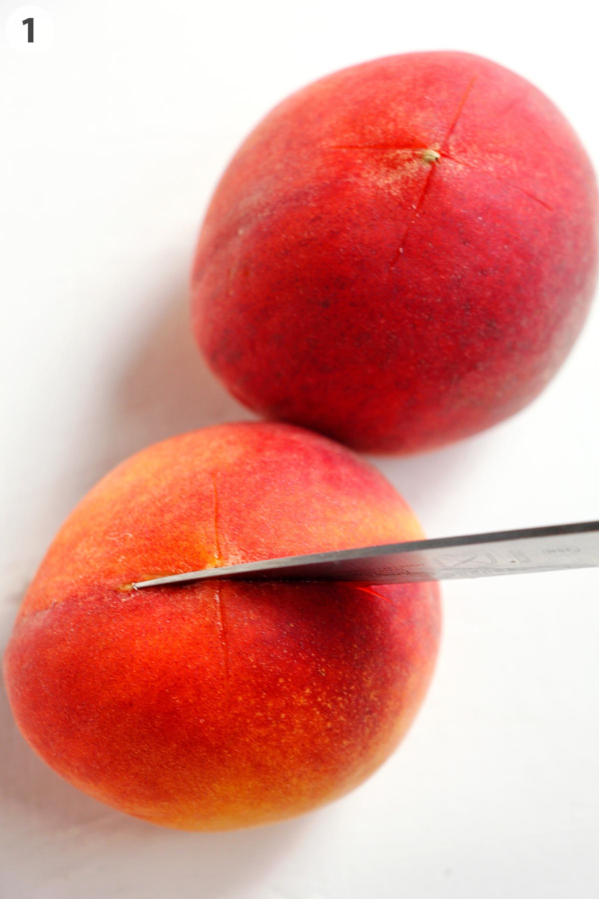 numbered photo showing how to cut an X in the bottom of peaches.