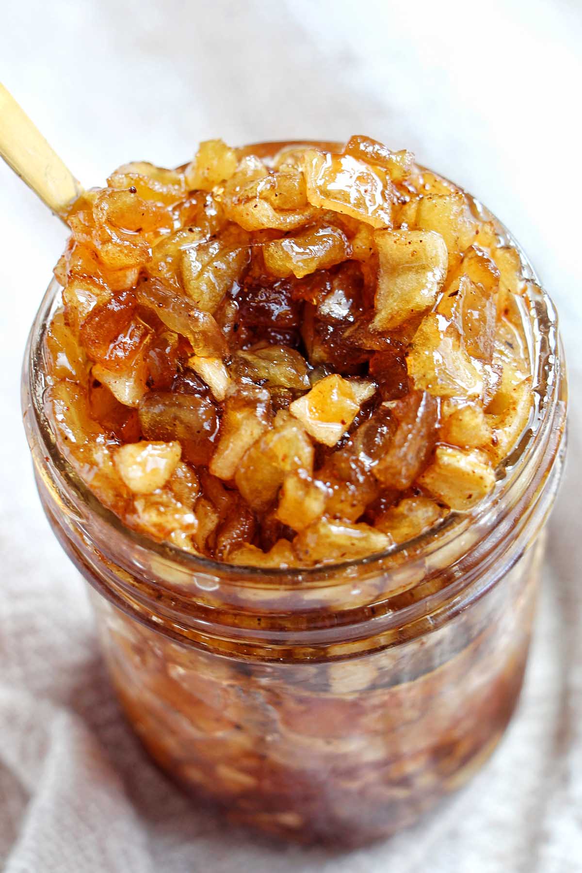 apple jam in mason jar.